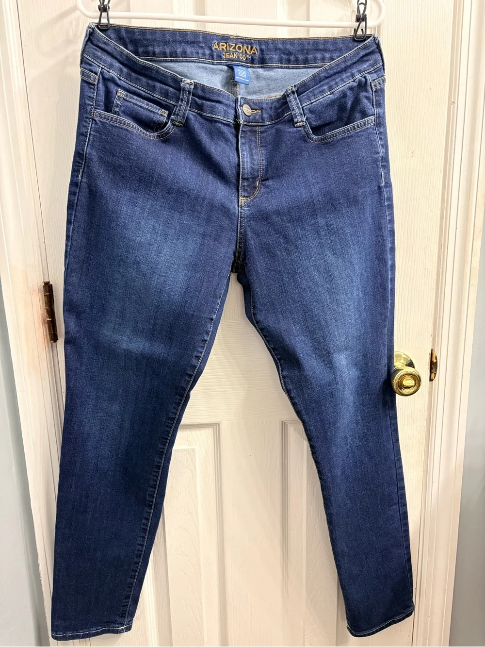 Arizona Jean Company Indigo Skinny Jeans